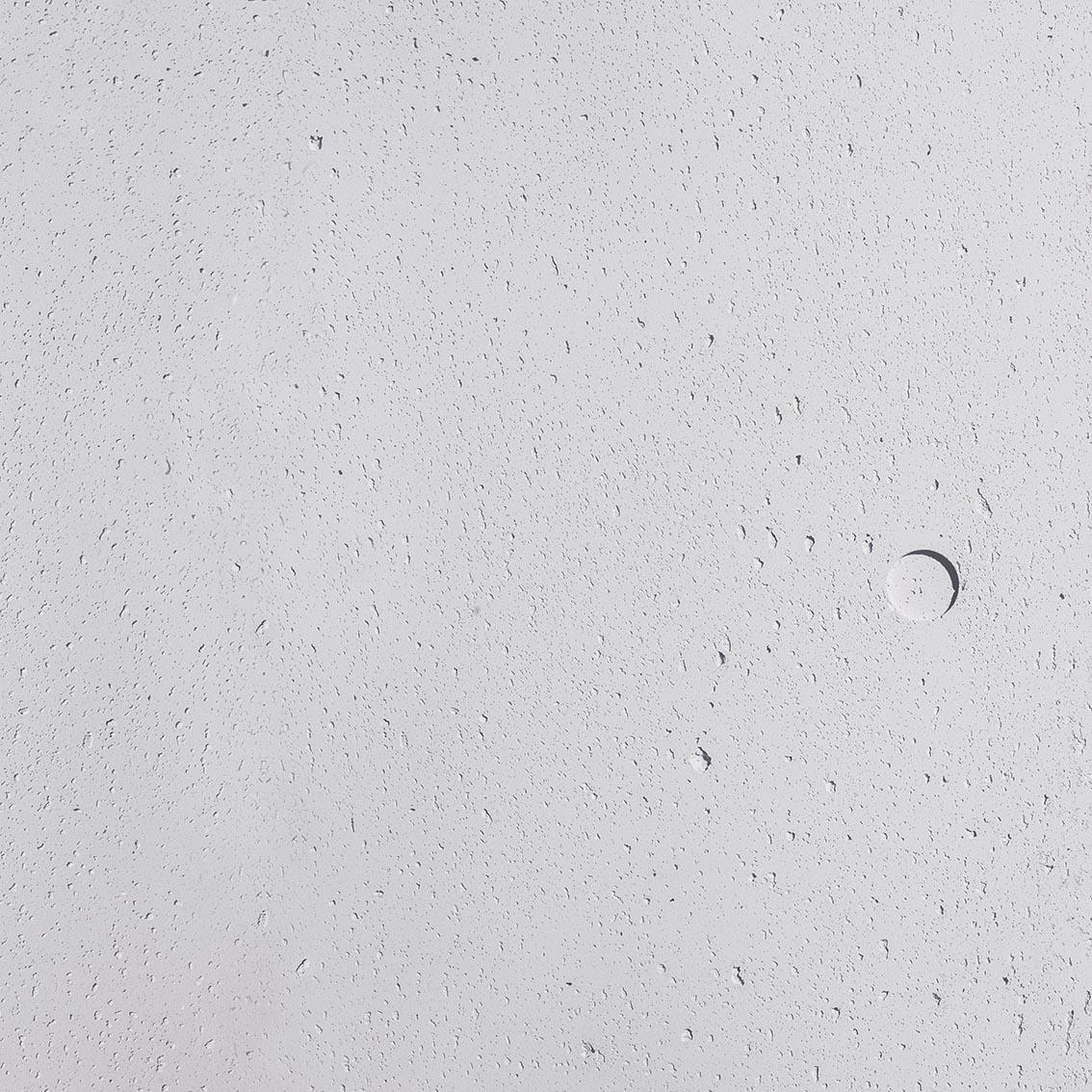 402 Blanc-zoom
