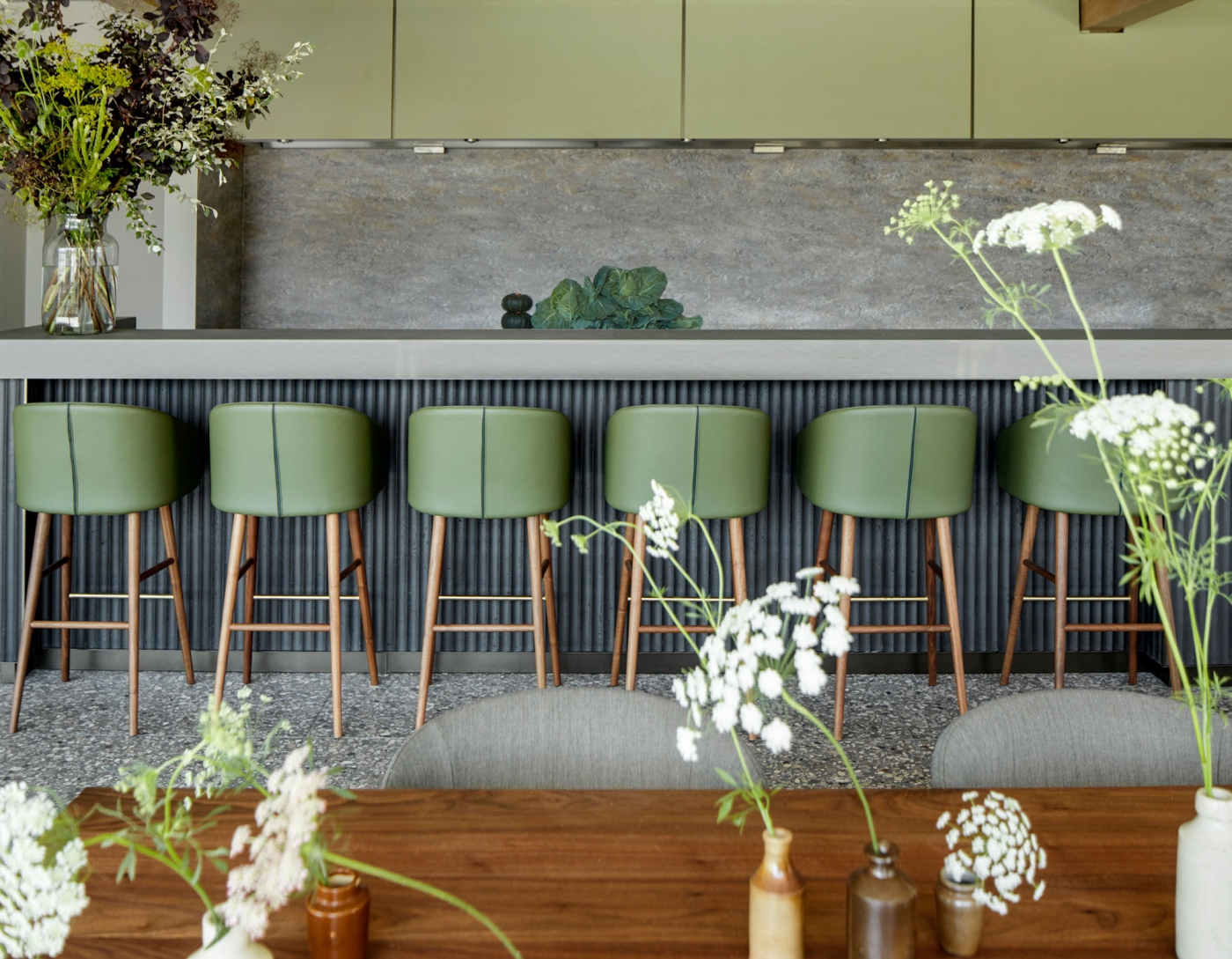 Woods Quay London concrete panels for interior bar design Black Yun