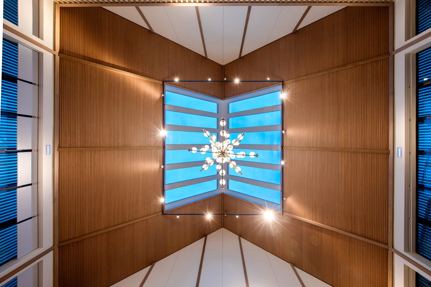 Miramar hotel_ceiling