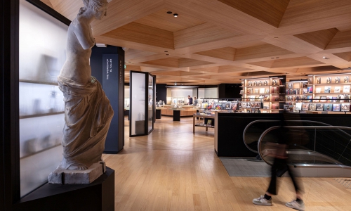 boutique louvre